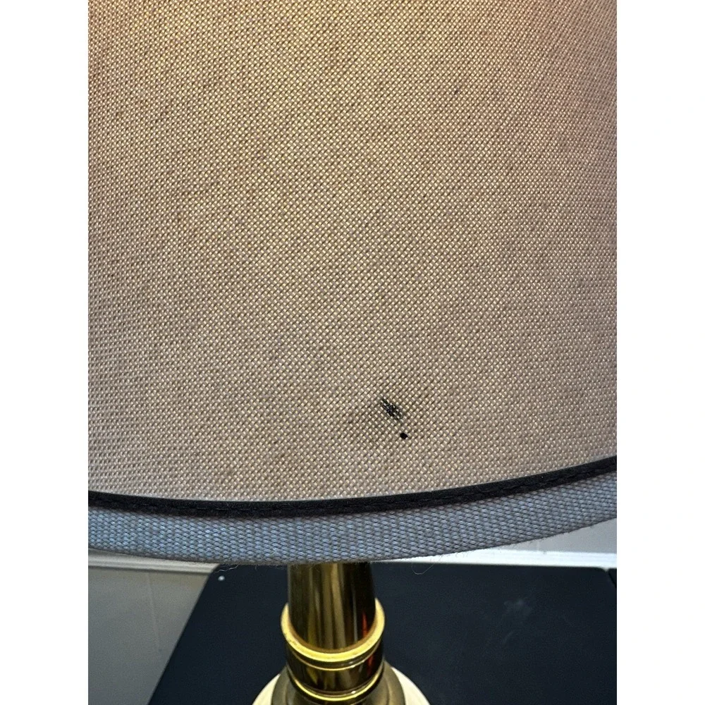 Vintage Brass Table Lamp Cream Enamel Accent Traditional Hollywood Regency‎ 31in